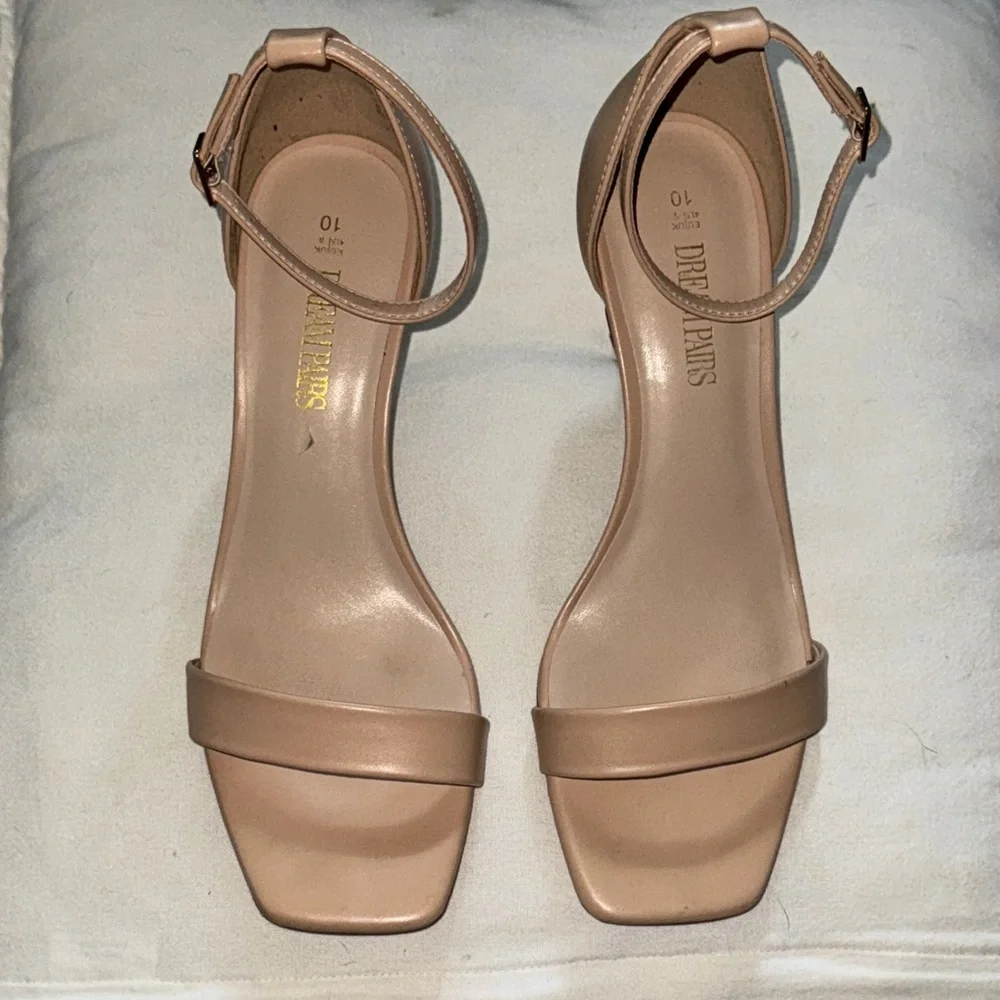 Dream‎ Pairs Nude Ankle Strap Heels Sz 10